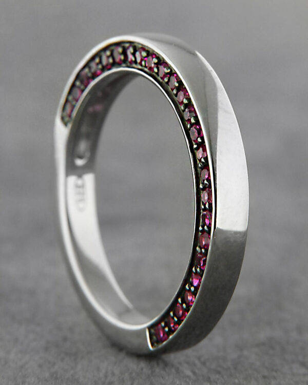 Δαχτυλίδι ασημένιο 925 με Ruby Glass