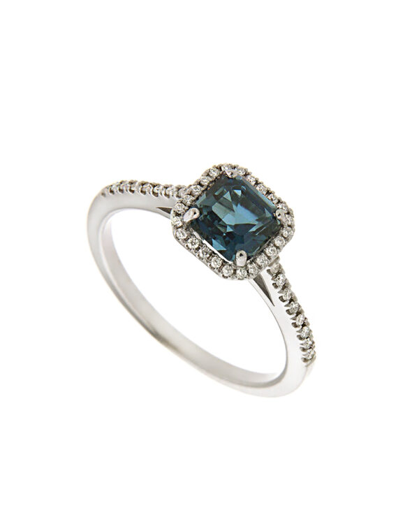 Δαχτυλίδι λευκόχρυσο Κ18 με London Blue Topaz και Φυσικά Διαμάντια