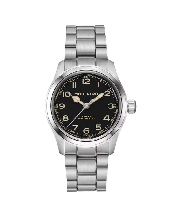 Ρολόι Hamilton Khaki Field Murph Auto H70405130 με κάσα 38mm από ανοξείδωτο ατσάλι, μαύρο καντράν, ασημί μπρασελέ, ζαφείρι με αντιανακλαστική επίστρωση, αυτόματο μηχανισμό H-10 με 80 ώρες αυτονομία και αδιαβροχοποίηση 10 ATM / 100 μέτρα.