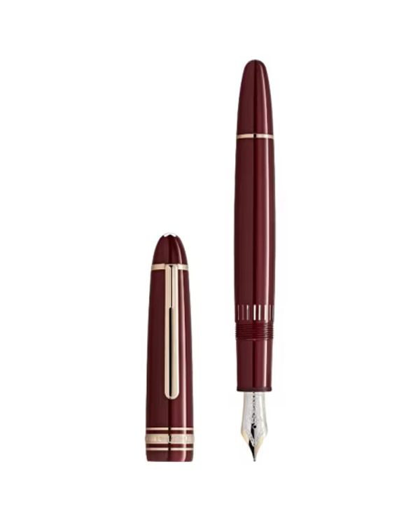 Ο διαχρονικός σχεδιασμός του Montblanc Meisterstuck LeGrand Burgundy Red αντηχεί στην ιστορία του Οίκου, με το μπορντό να αποτελεί μια εξέχουσα απόχρωση από τη δεκαετία του 1920.